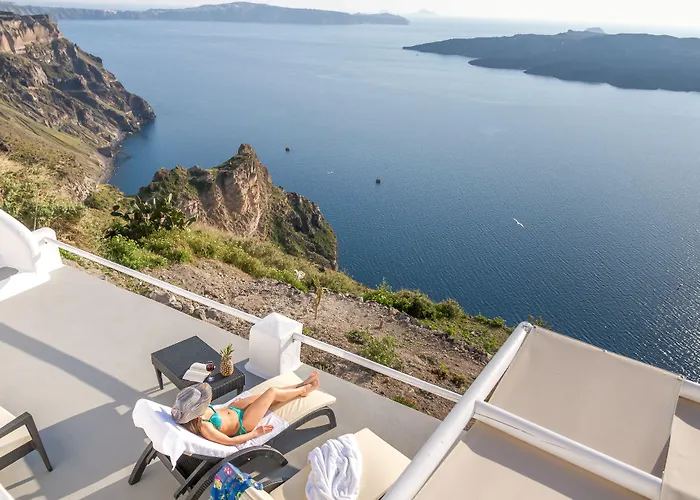 أسماء سويتس شقة ثيرا